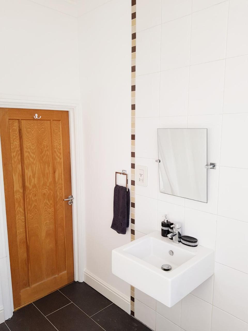 Cogie Abode Bed & Breakfast Enfield Luaran gambar