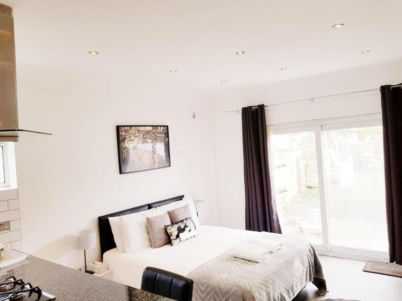 Cogie Abode Bed & Breakfast Enfield Luaran gambar